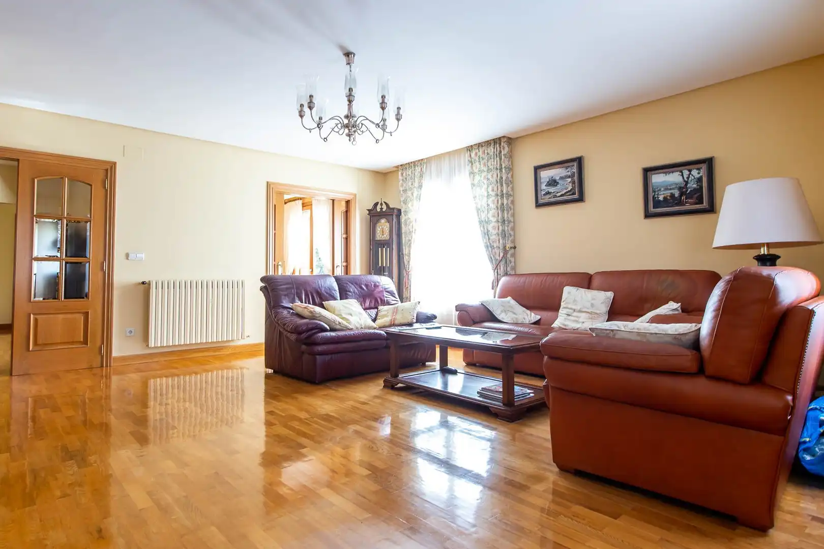 Sala de estar de Casa o chalet en venta en Puente la Reina / Gares con Calefacción, Jardín privado y Trastero
