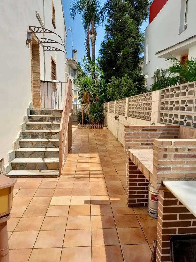 Terrassa de Casa o xalet en venda en Sueca amb Aire condicionat, Terrassa i Piscina comunitària