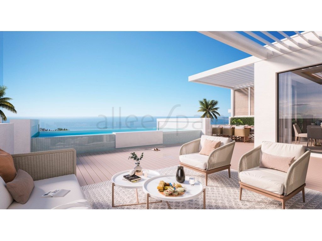 Terrace of House or chalet for sale in Benalmádena