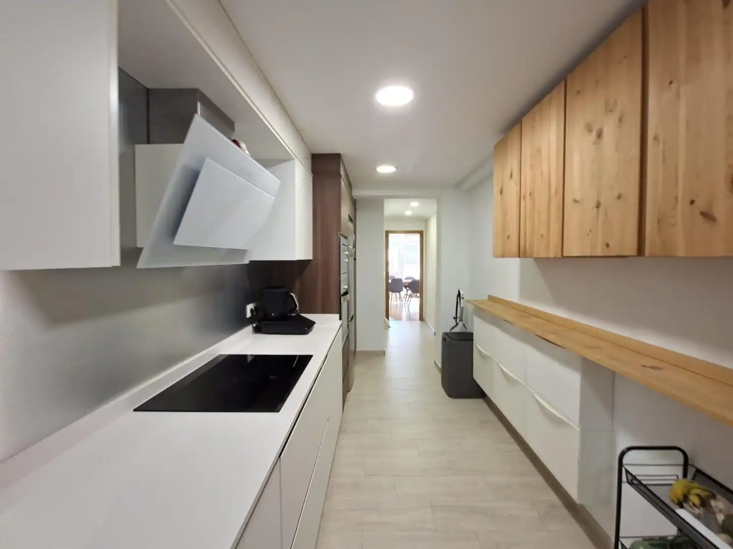 Cocina de Piso en venta en Vilagarcía de Arousa con Terraza, Amueblado y Balcón