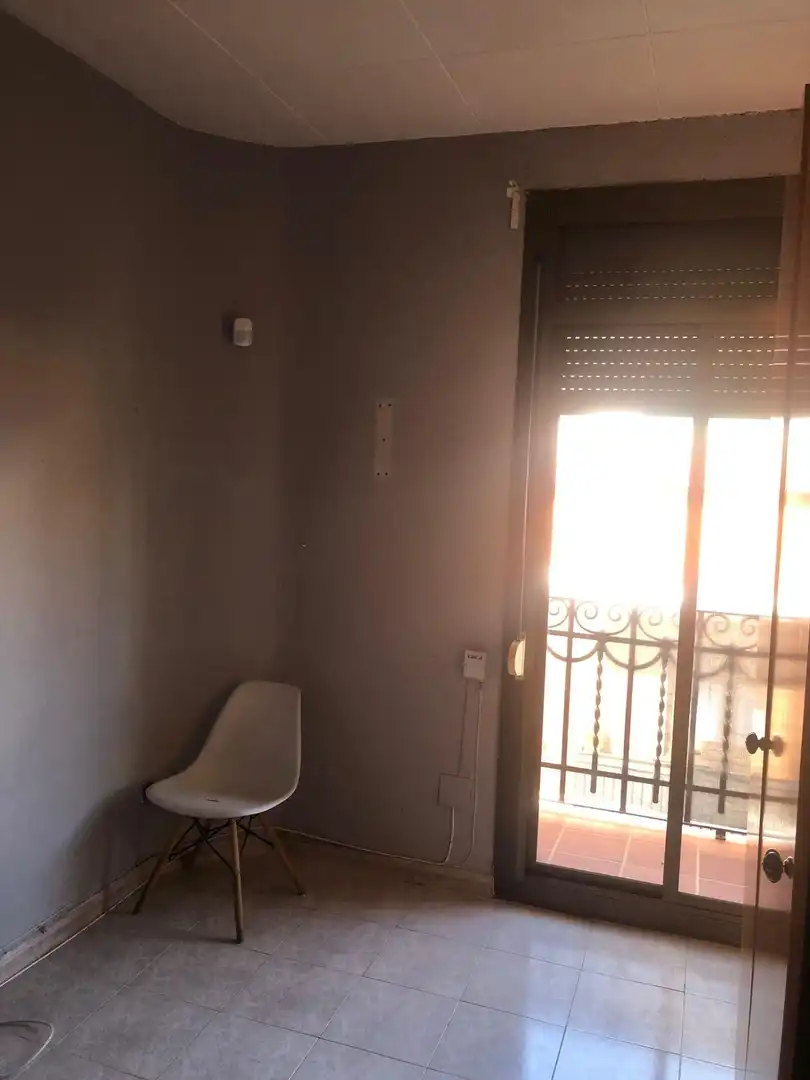 Dormitori de Pis en venda en L'Hospitalet de Llobregat amb Balcó