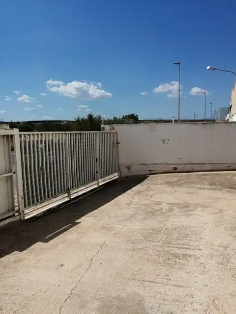Jardí de Nau industrial en venda en Vinaròs
