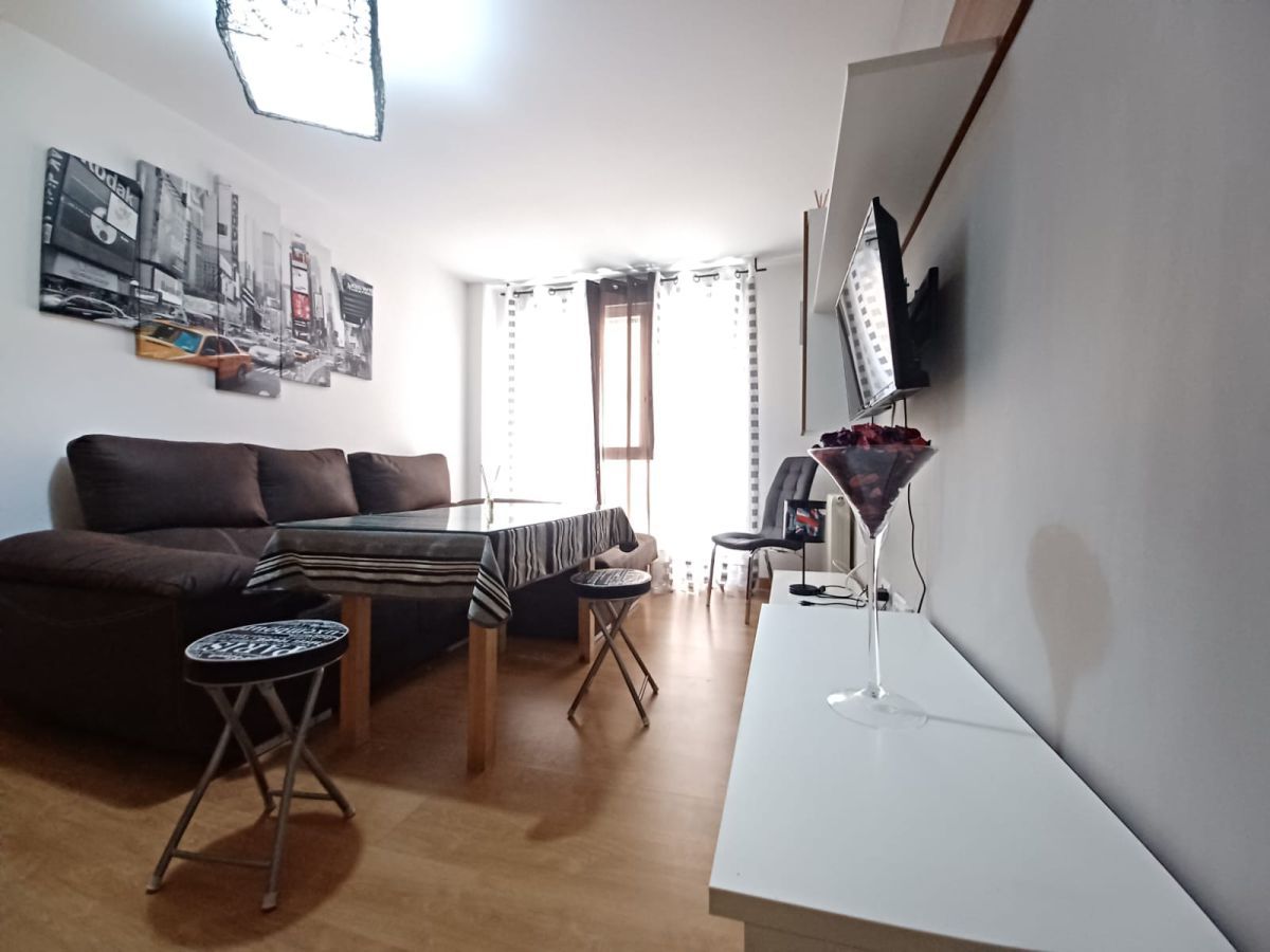 Living room of Flat for sale in Loja  with Air Conditioner and Heating