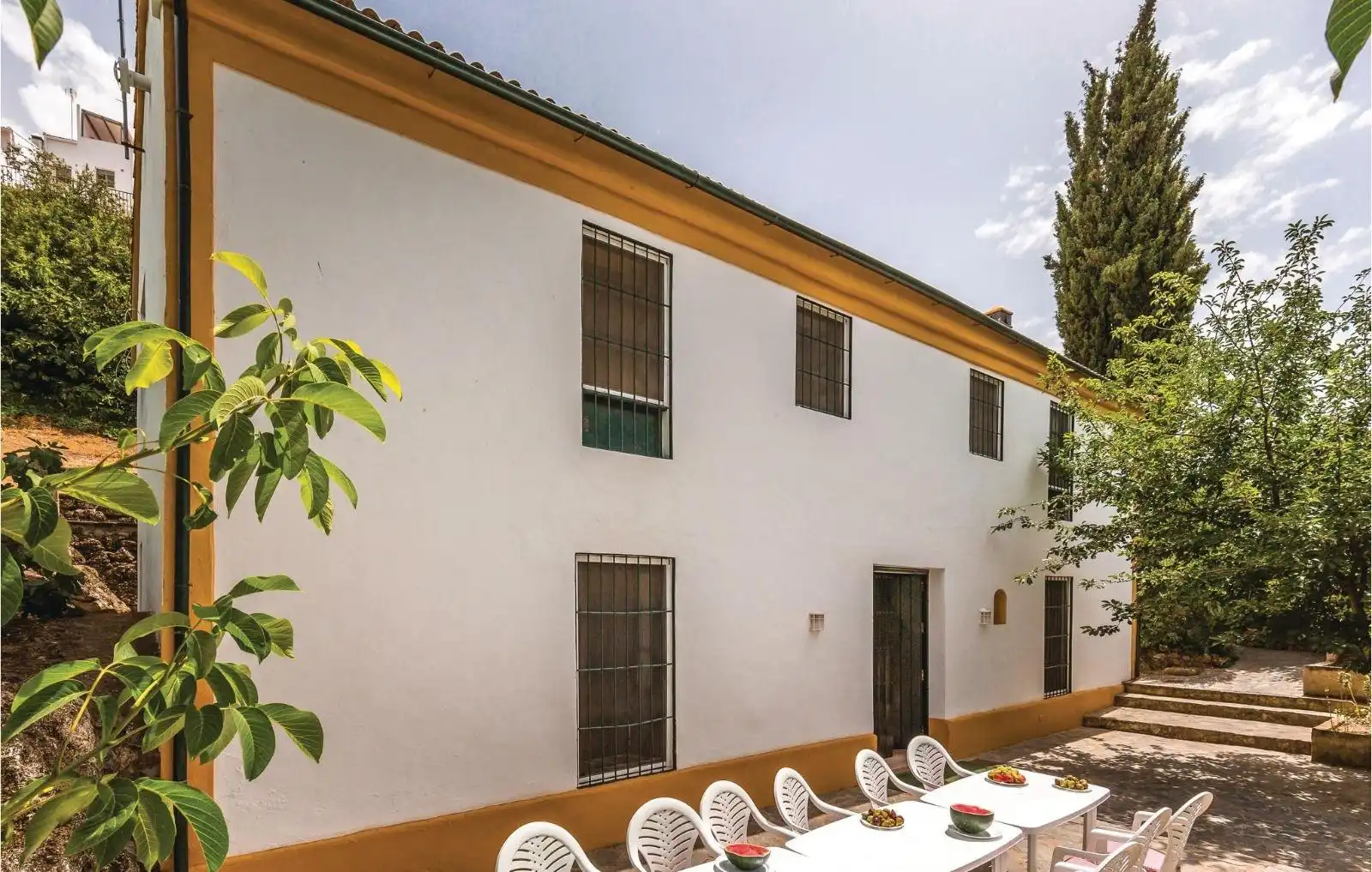 Exterior view of Houses for sale in Málaga  with Private garden, Swimming Pool and Furnished