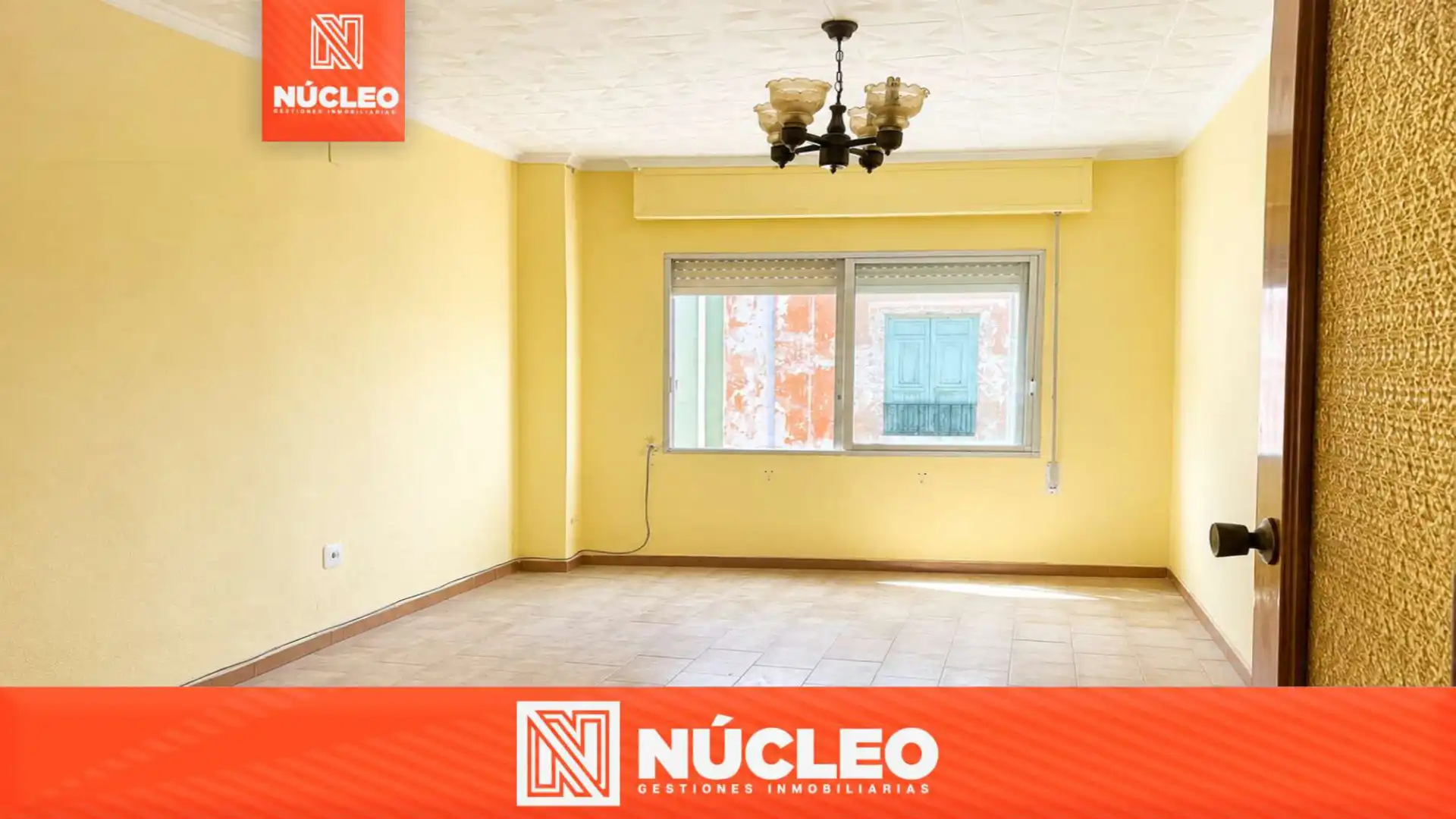 Sala de estar de Casa adosada en venta en Utiel