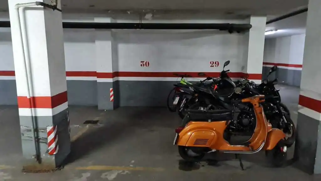 Motorbike for sale in Fernando El Catolico, Gran Via