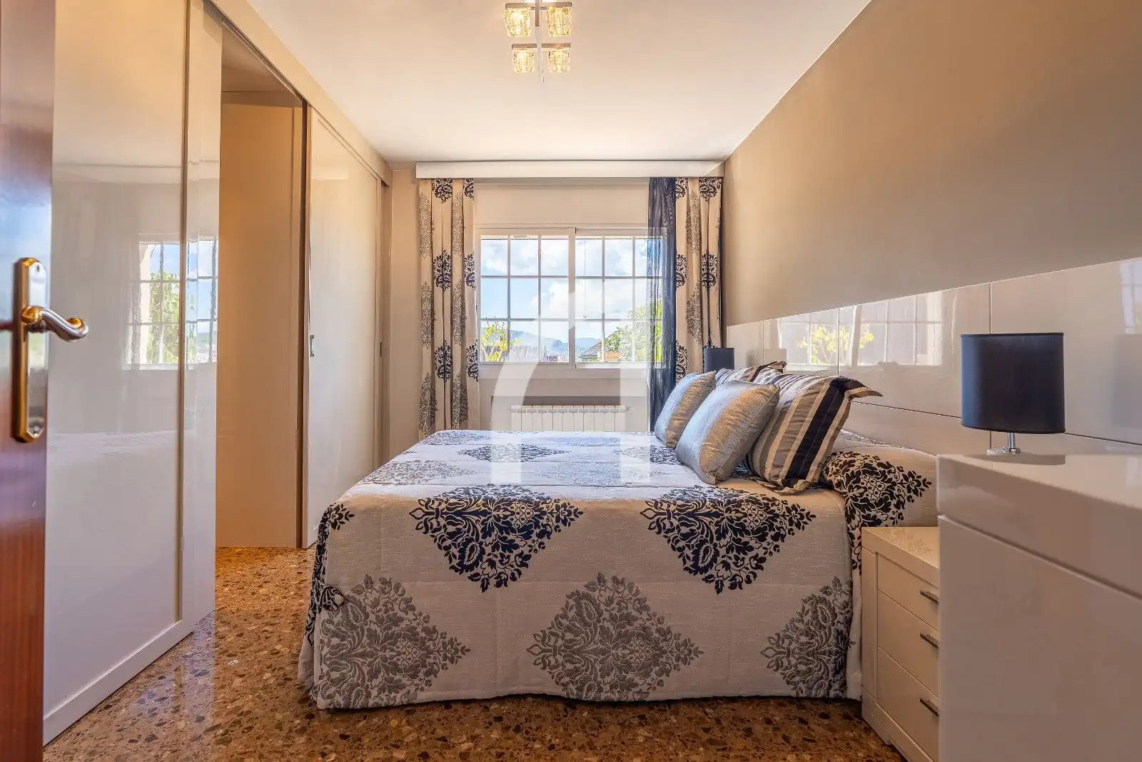 Habitación de Casa o chalet en venta en Molins de Rei con Aire acondicionado, Calefacción y Terraza