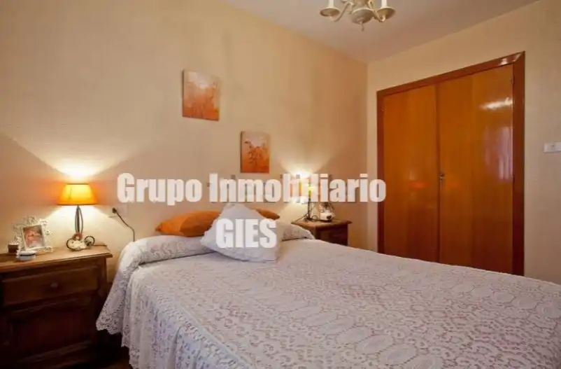 Habitación de Casa adosada en venta en Sueca con Aire acondicionado, Calefacción y Terraza