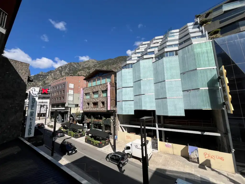 Apartament amb ascensor en venda a Avinguda Meritxell, imagen 9