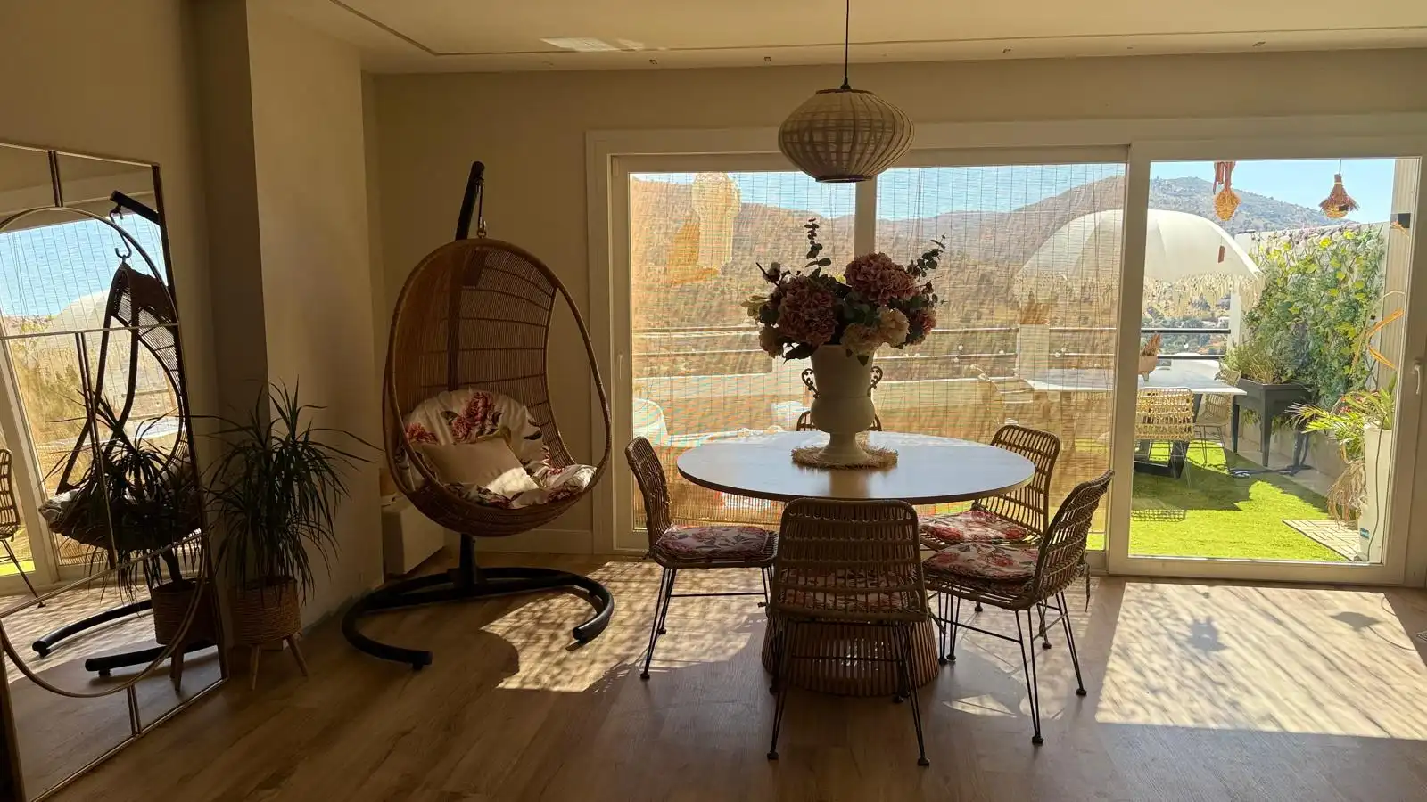 Terraced house with balcony to rent in Cerro de las Viñas 10, imagen 2