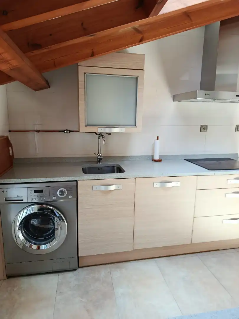 Cocina de Piso en venta en Santander con Amueblado, Horno y Lavadora