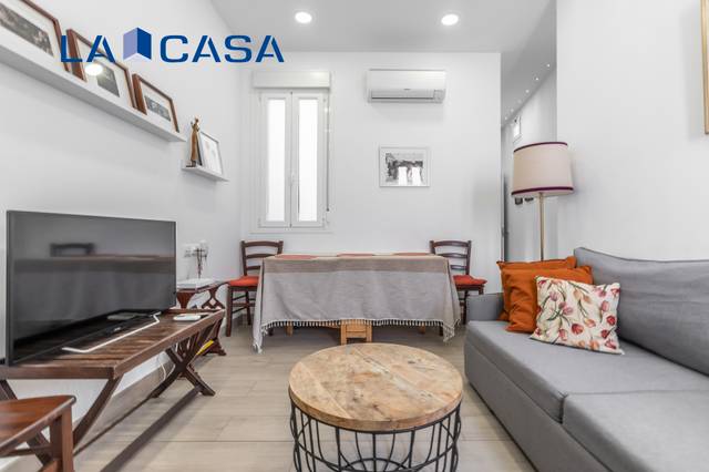 Piso en Venta en Calle de Santa Bárbara en Universidad - Malasaña