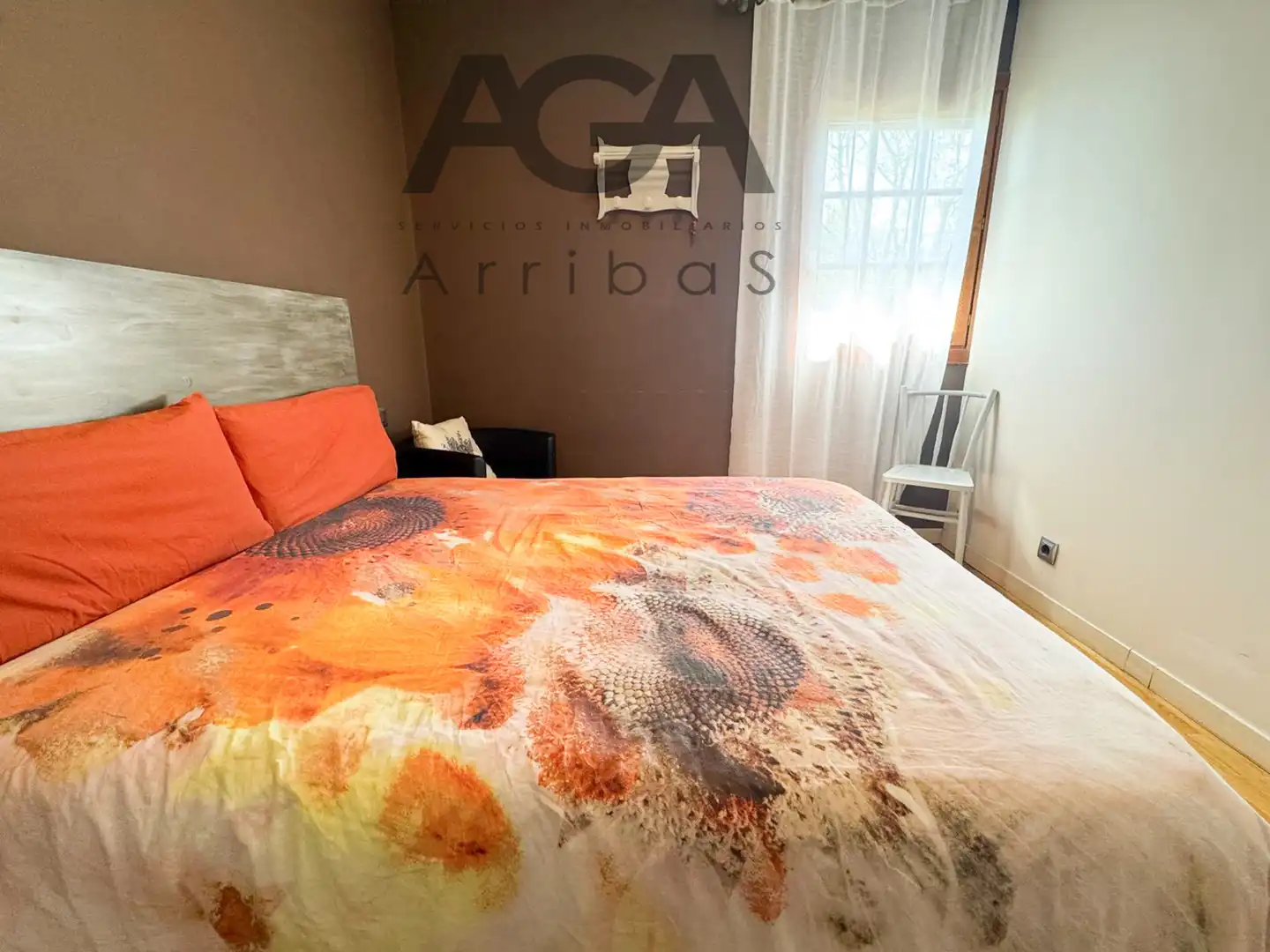 Schlafzimmer von Einfamilien-Reihenhaus zum Verkauf in Badalona mit Klimaanlage und Abstellraum