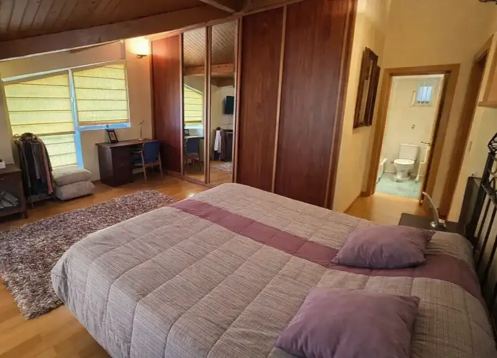 Dormitori de Casa o xalet en venda en Vitoria - Gasteiz amb Calefacció, Jardí privat i Terrassa