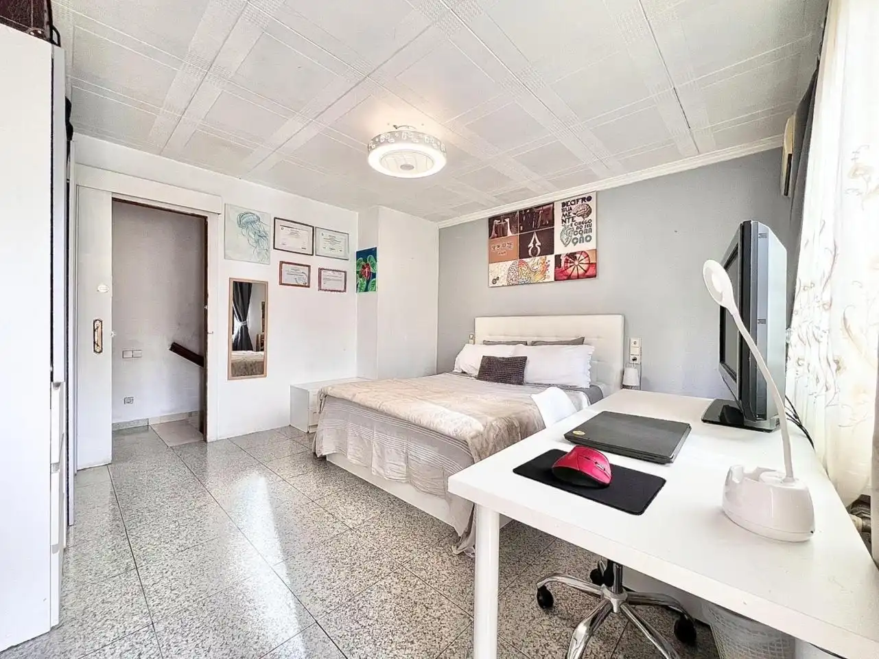 Dormitori de Casa o xalet en venda en Terrassa amb Calefacció i Terrassa