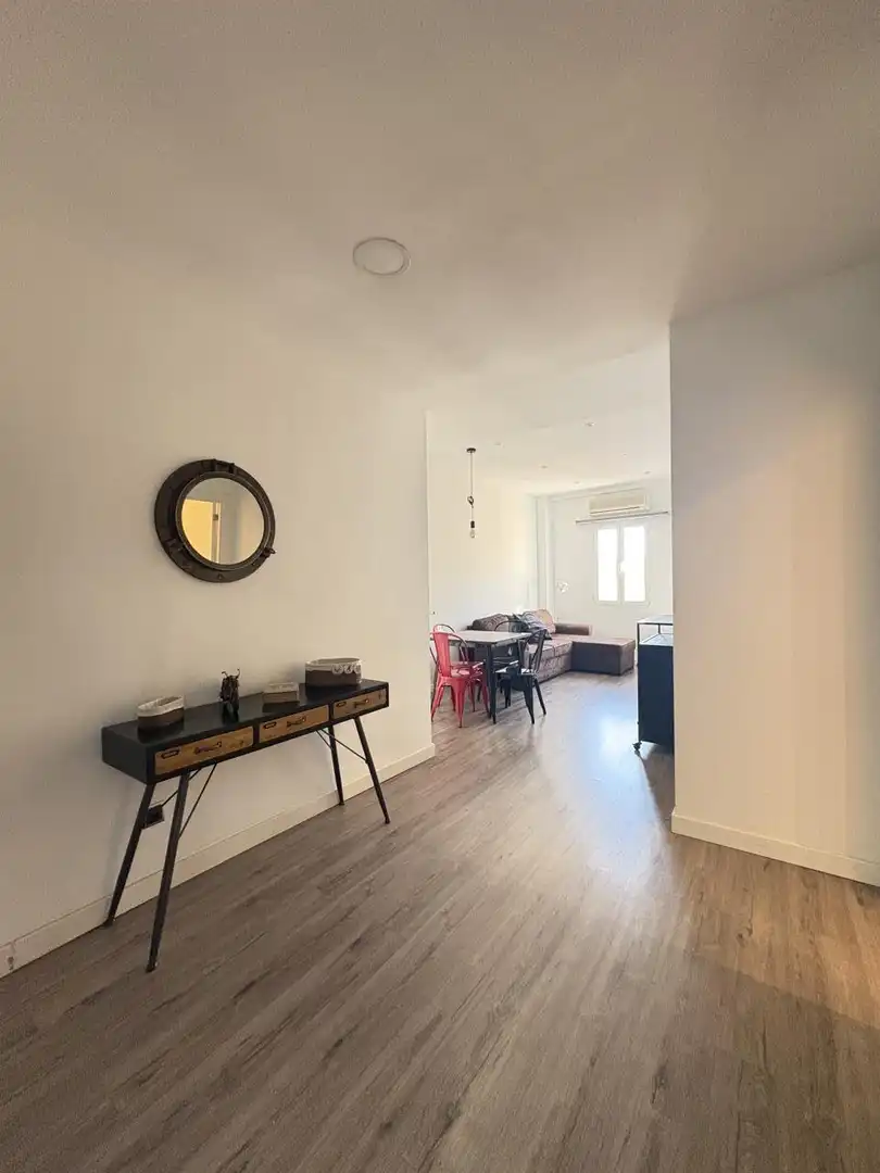 Flat for rent in Paseo de las Acacias, Acacias