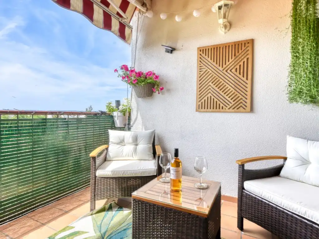 Balcony of Flat for sale in Figueres  with Air Conditioner