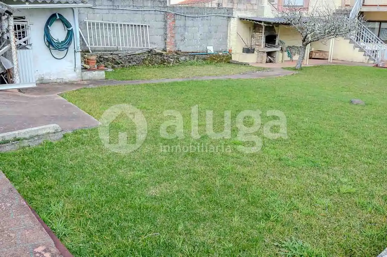 Finca rústica en venda en Cangas  amb Calefacció, Jardí privat i Terrassa