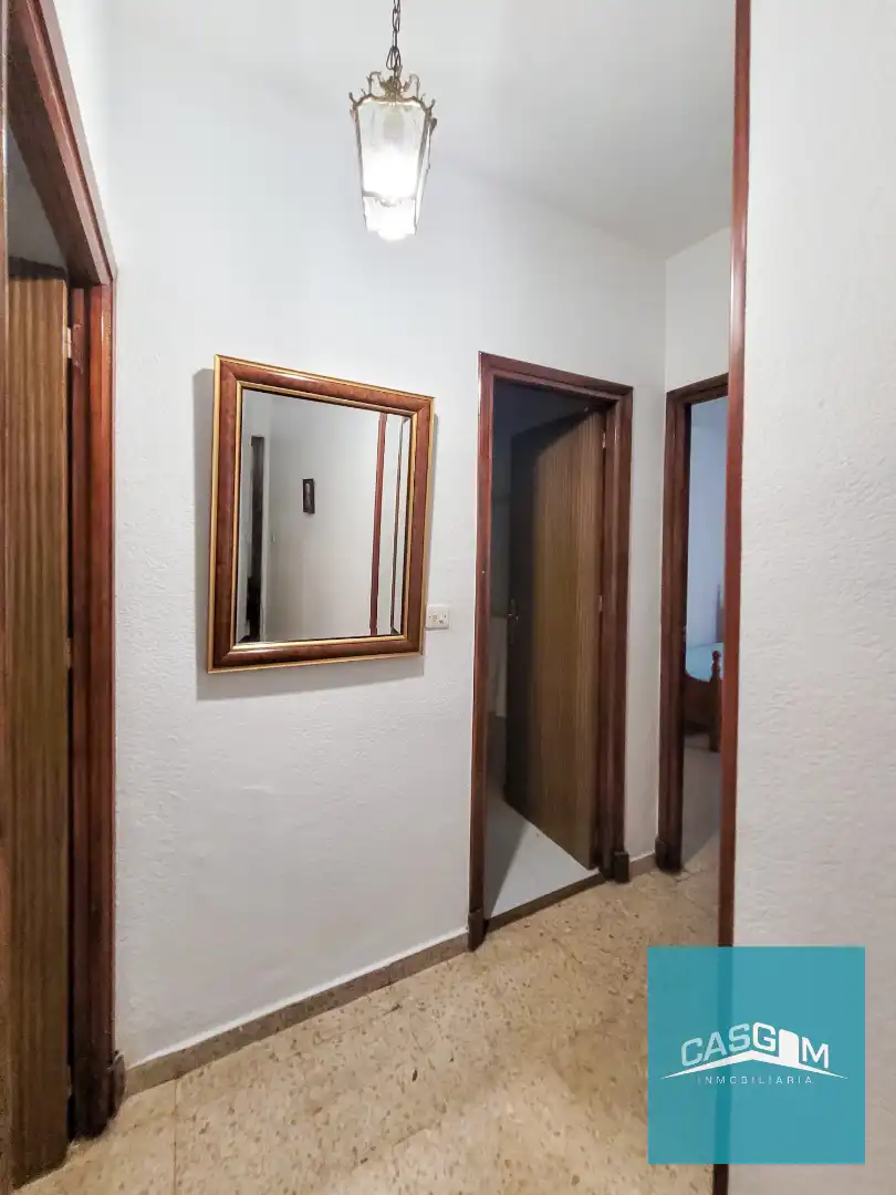 Wohnung zum Verkauf in Huelva mit Terrasse, Abstellraum und Möbliert
