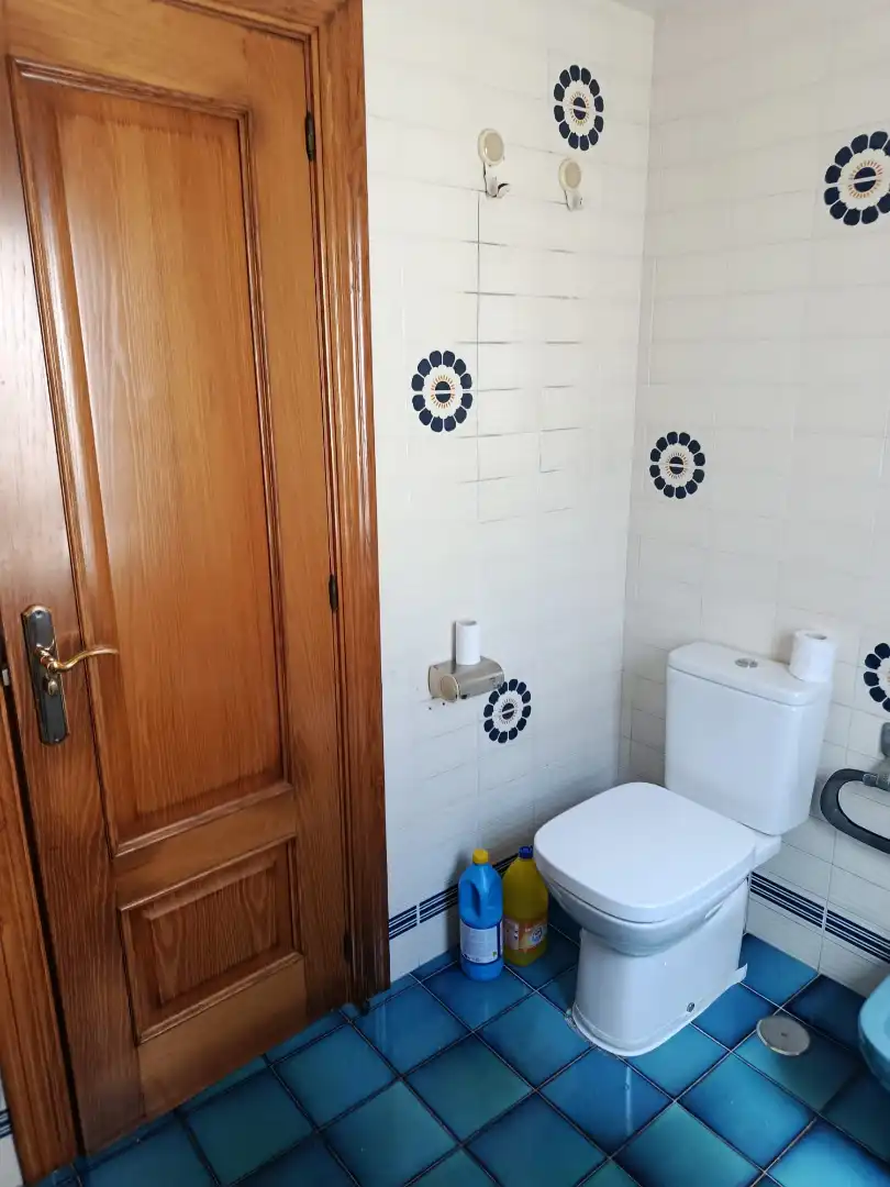 Baño de Piso de alquiler en Santander con Calefacción y Amueblado