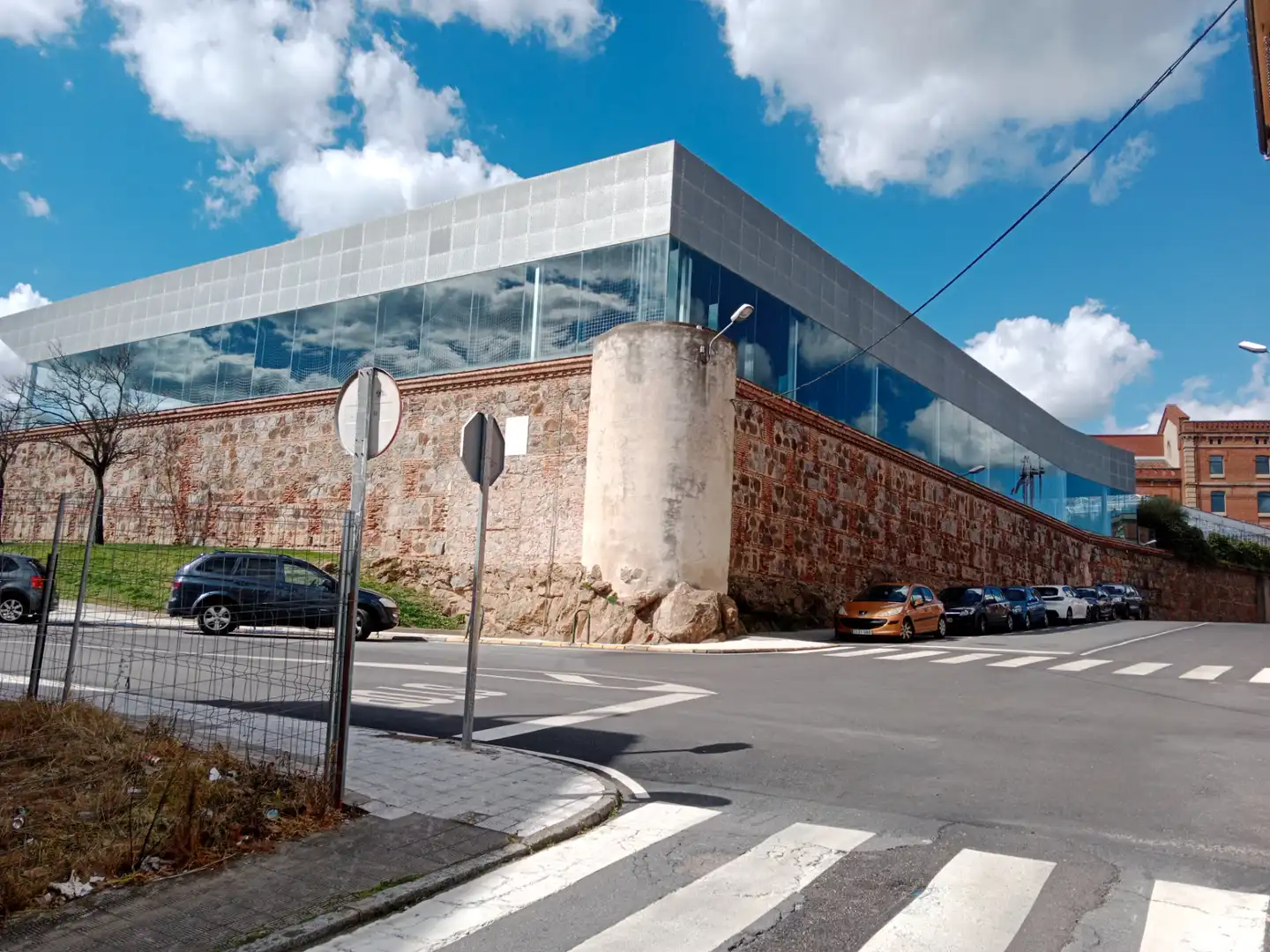 Exterior view of Houses for sale in Plasencia  with Furnished