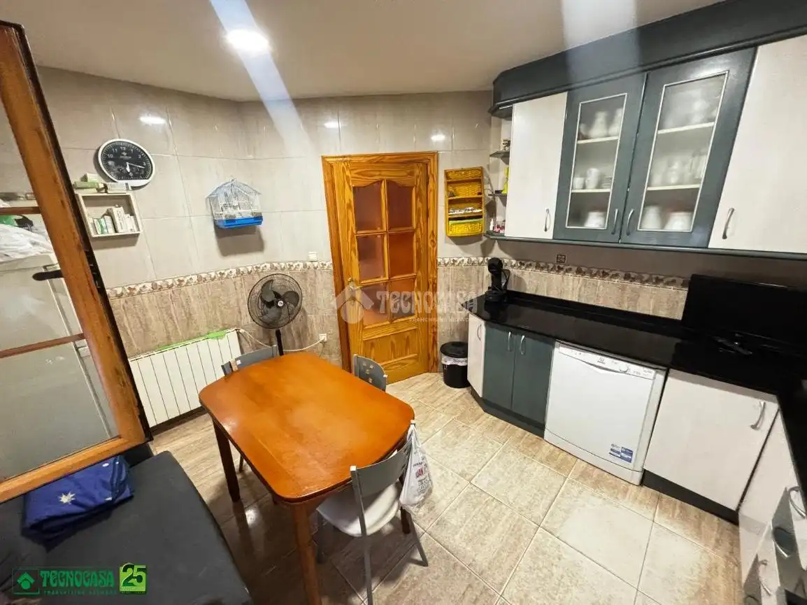 Casa bifamiliare in vendita a La Solana, imagen 4