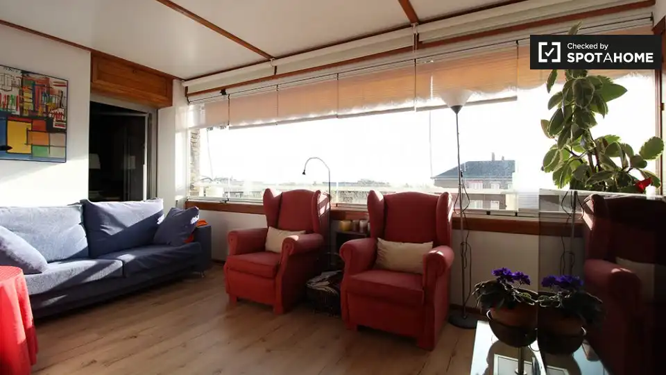 Living room of Flat for share in Madrid  with Air Conditioner, Terrace and Furnished