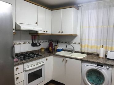Piso con ascensor en venta en Sur