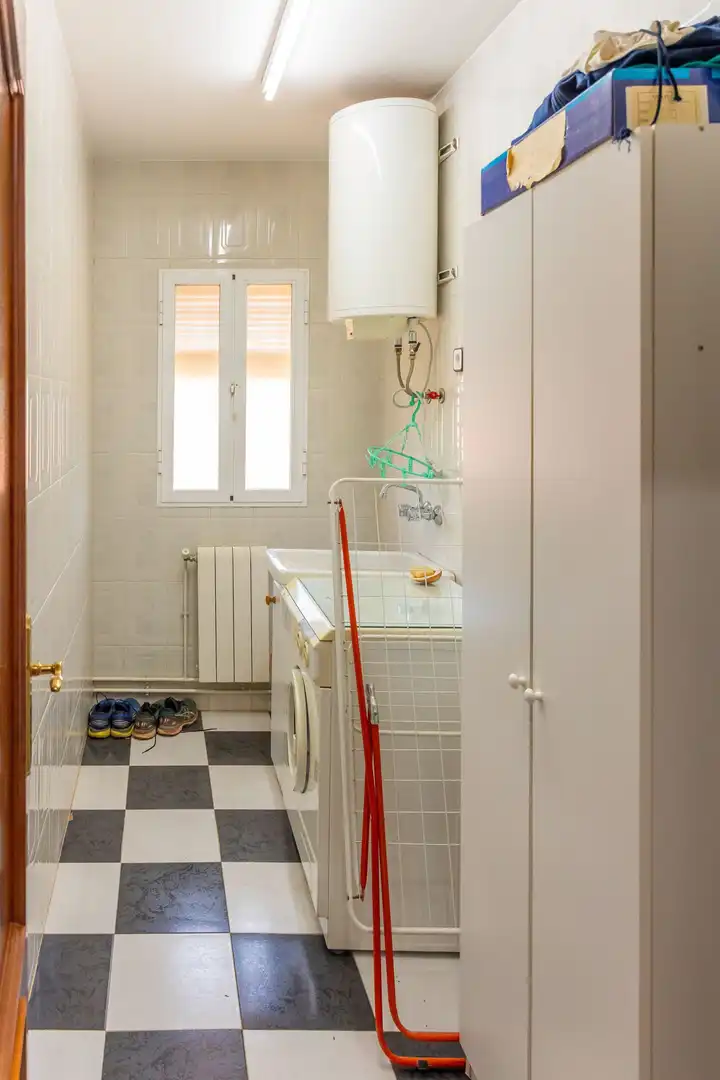 Baño de Casa o chalet en venta en Guadix con Aire acondicionado, Calefacción y Jardín privado