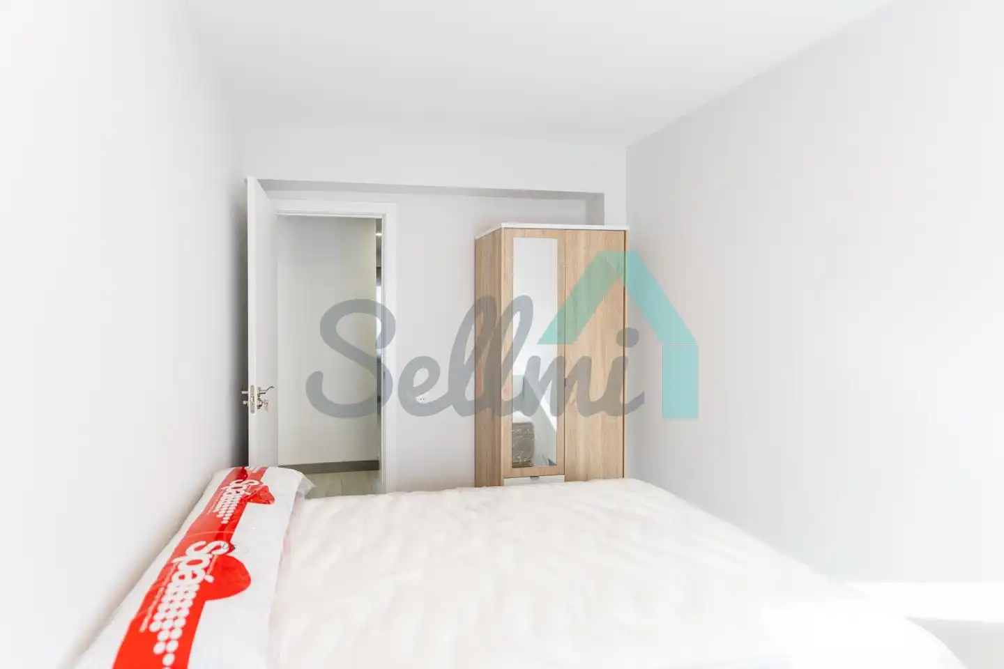 Bedroom of Flat for share in Oviedo   with Heating, Furnished and Internet