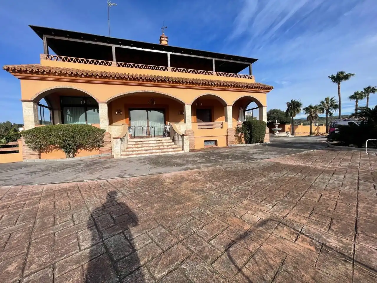 Vista exterior de Finca rústica en venda en Estepona amb Aire condicionat, Calefacció i Jardí privat