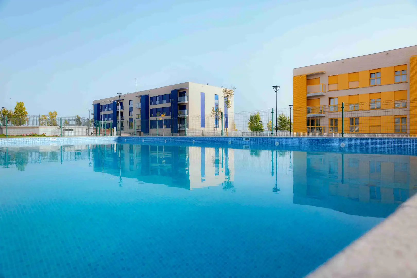 Piscina de Piso en venta en Salamanca con Calefacción, Trastero y Amueblado