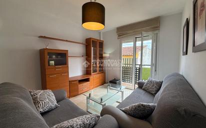 Living room of Flat for sale in  Granada Capital  with Balcony