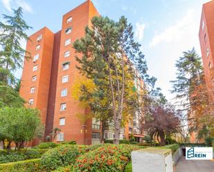 Vista exterior de Pis en venda en  Madrid Capital amb Aire condicionat, Calefacció i Jardí privat