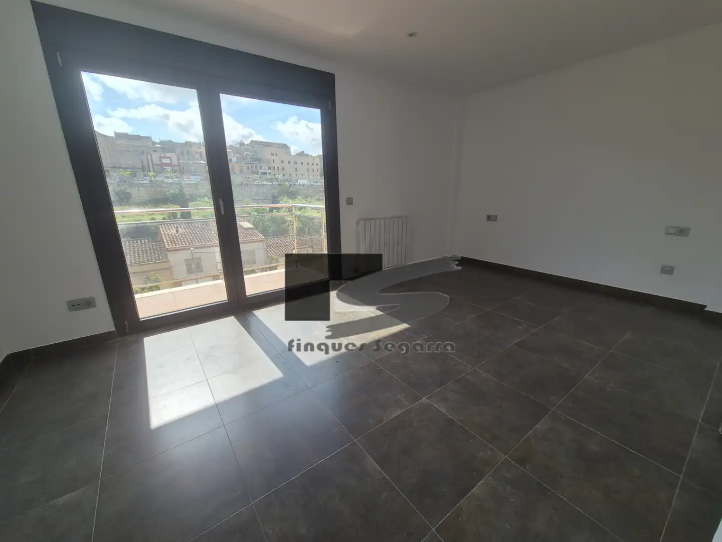 Casa o xalet en venda a Avinguda de Vallfogona, 37, Cervera