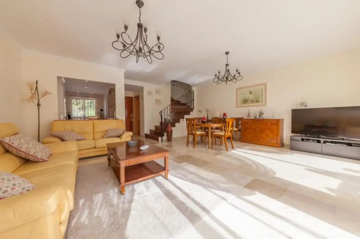 Casa adosada en venta en Casco Antiguo
