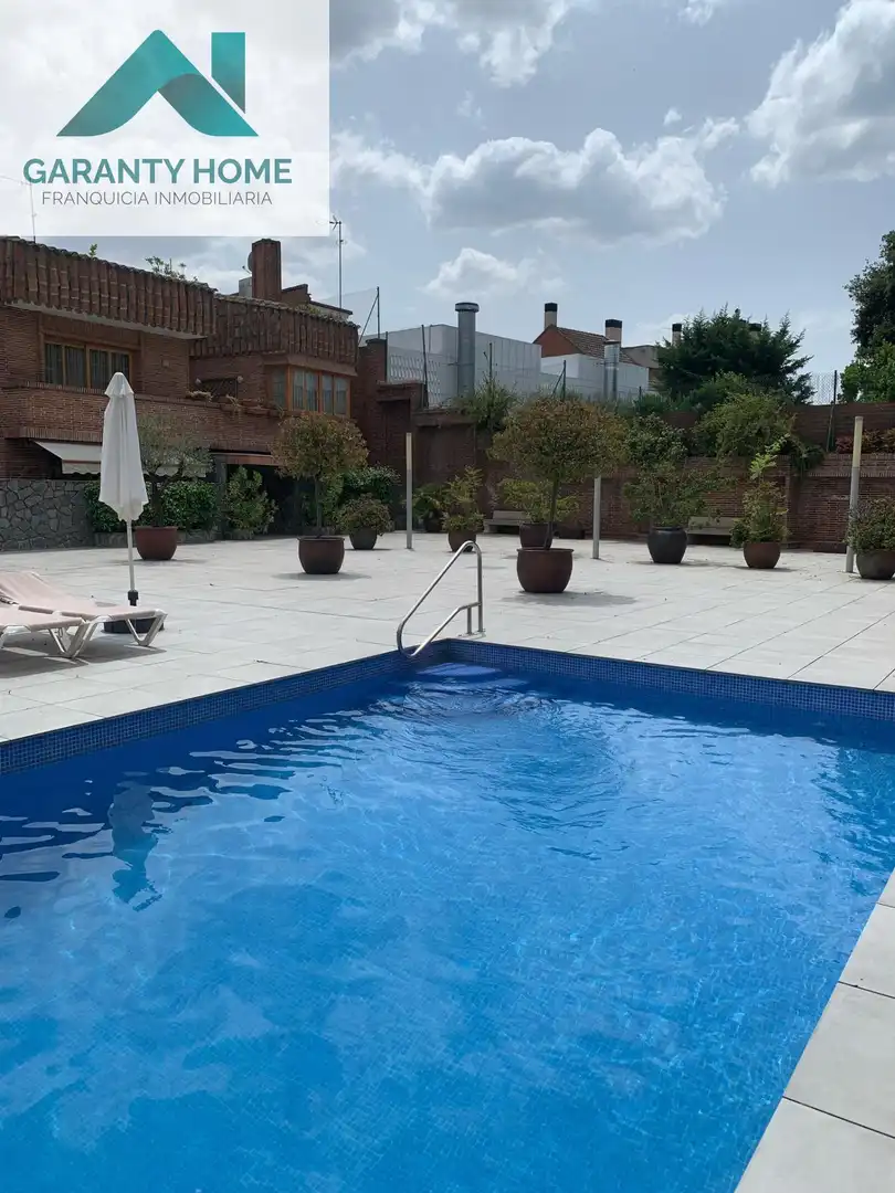 Piscina de Piso en venta en Madrid con Aire acondicionado, Calefacción y Terraza