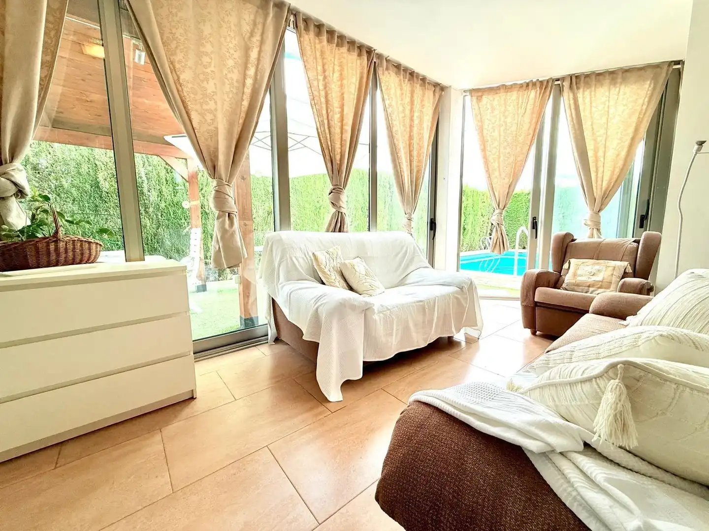 Sala d'estar de Casa o xalet en venda en Molina de Segura amb Aire condicionat, Jardí privat i Terrassa