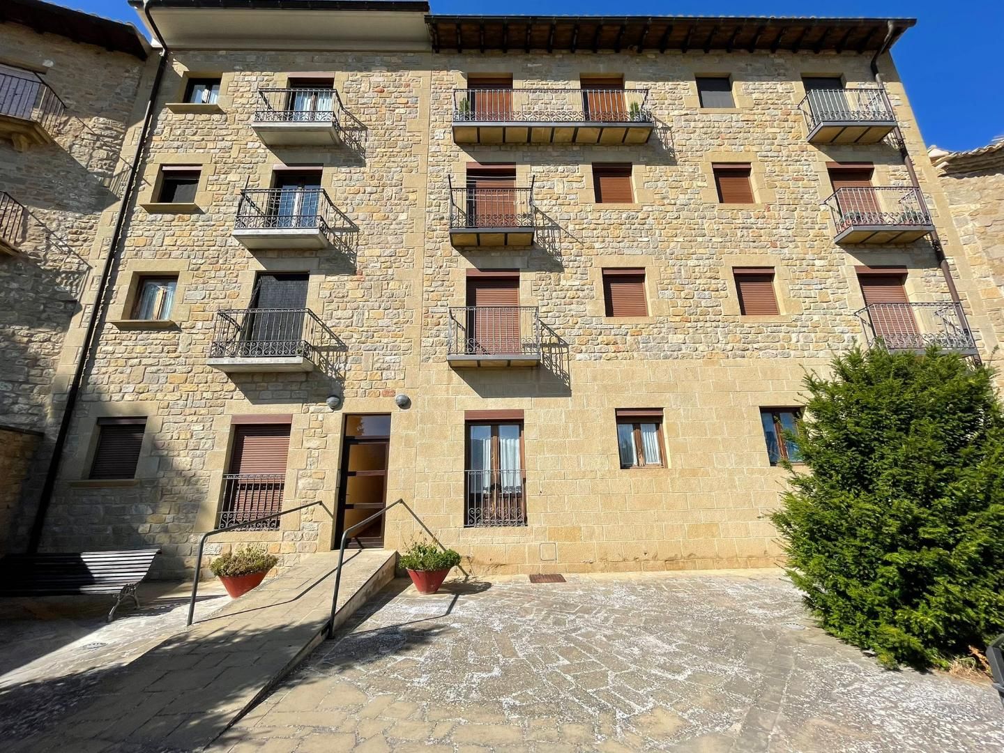 Exterior view of Flat for sale in Sos del Rey Católico  with Storage room