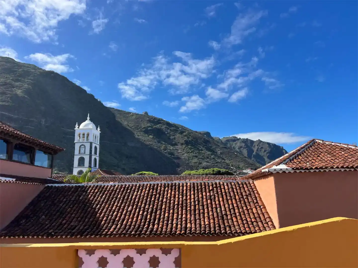 Vista exterior de Casa o chalet en venta en Garachico con Piscina y Balcón