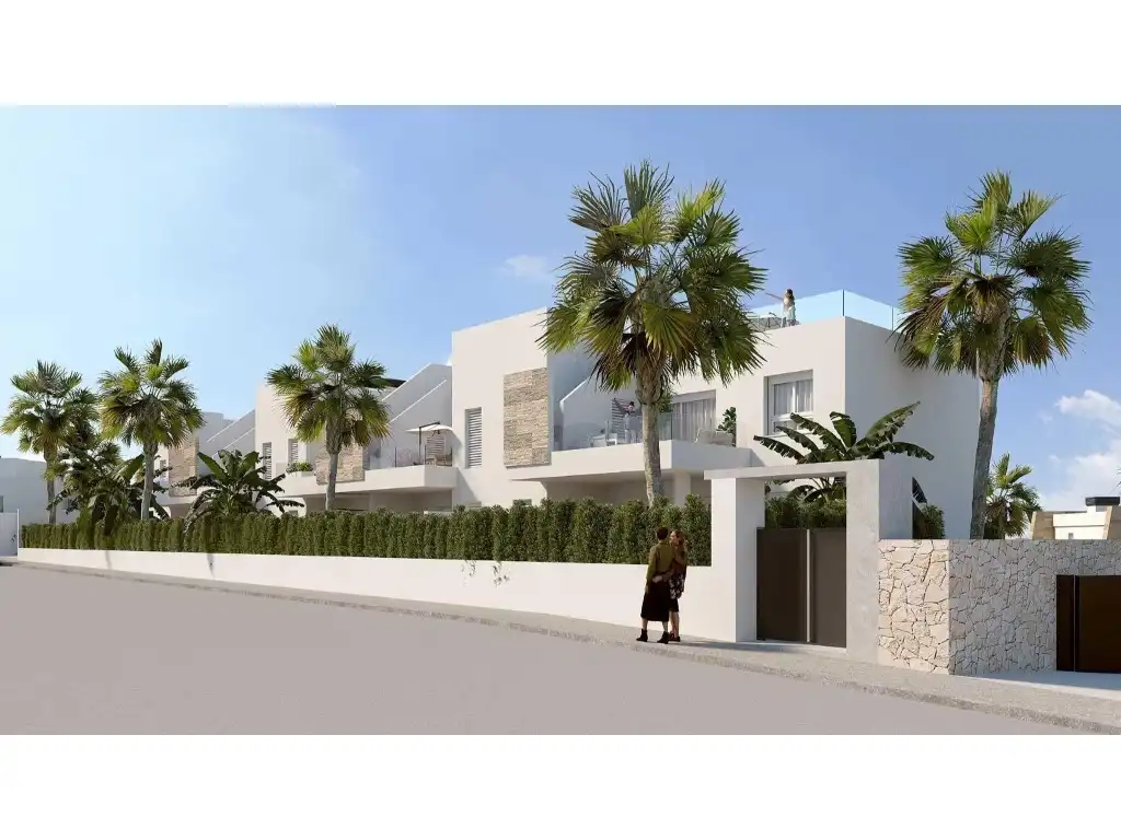 Bungalow with pool for sale in Calle Cox, imagen 3