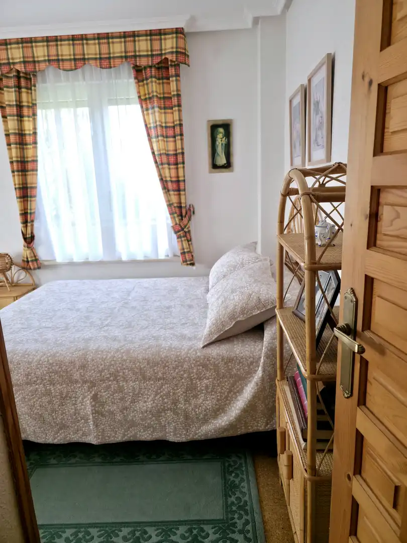 Dormitori de Casa o xalet en venda en Pomar de Valdivia amb Calefacció, Jardí privat i Terrassa