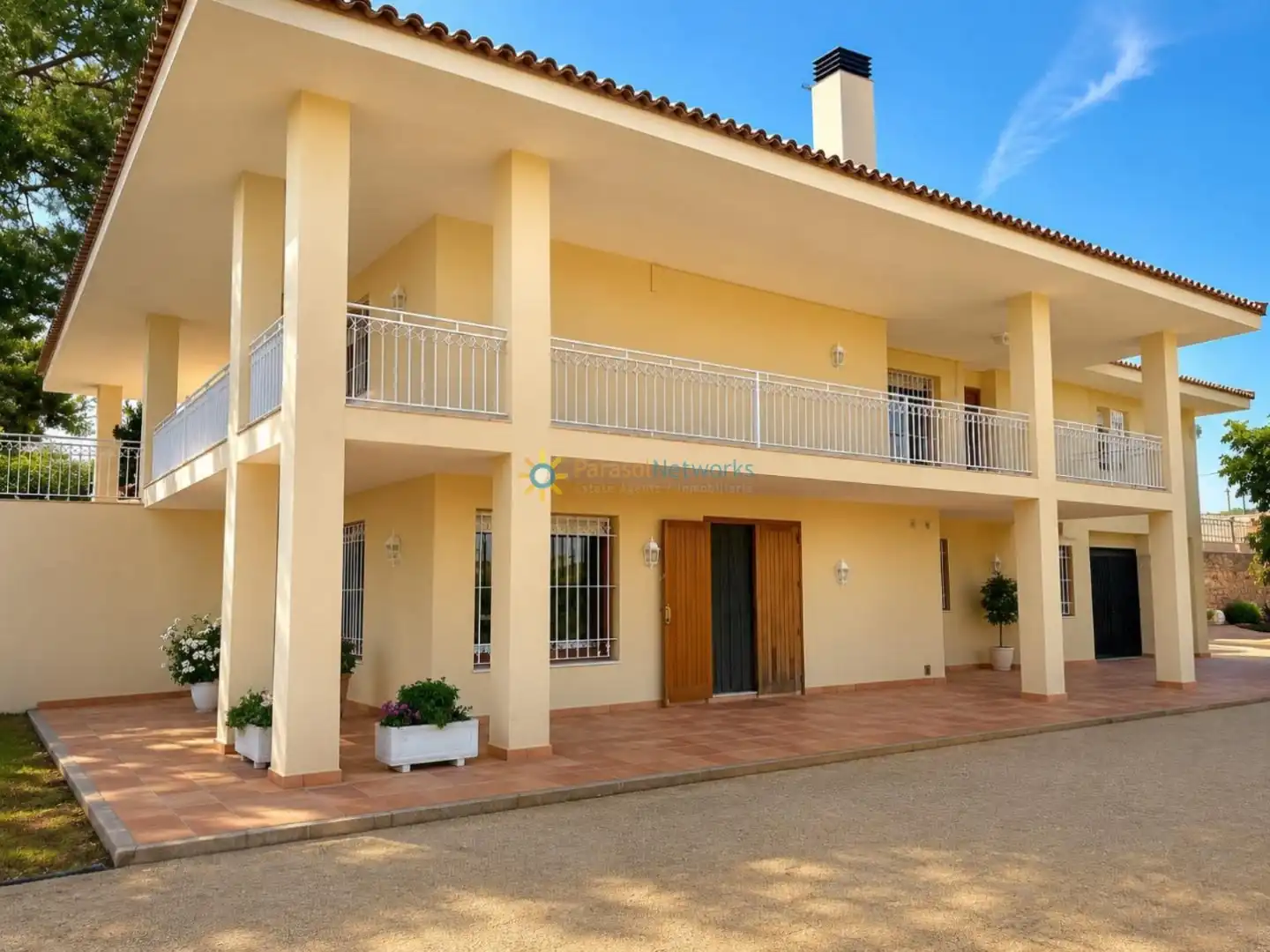 Vista exterior de Casa o xalet en venda en Ontinyent amb Calefacció, Jardí privat i Terrassa