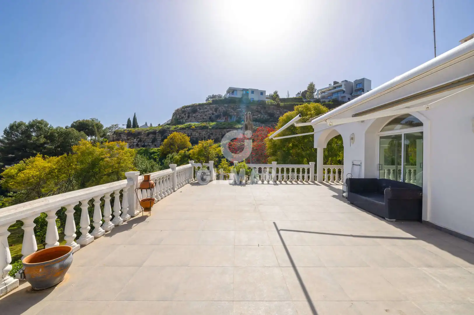 Villa mit Pool zum Verkauf in El Paraíso