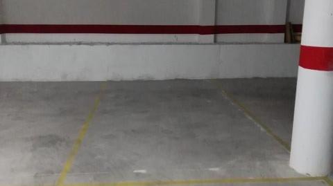 Foto 3 de Garatge de lloguer a Calle Doña Leonor, 17, Cabra, Córdoba