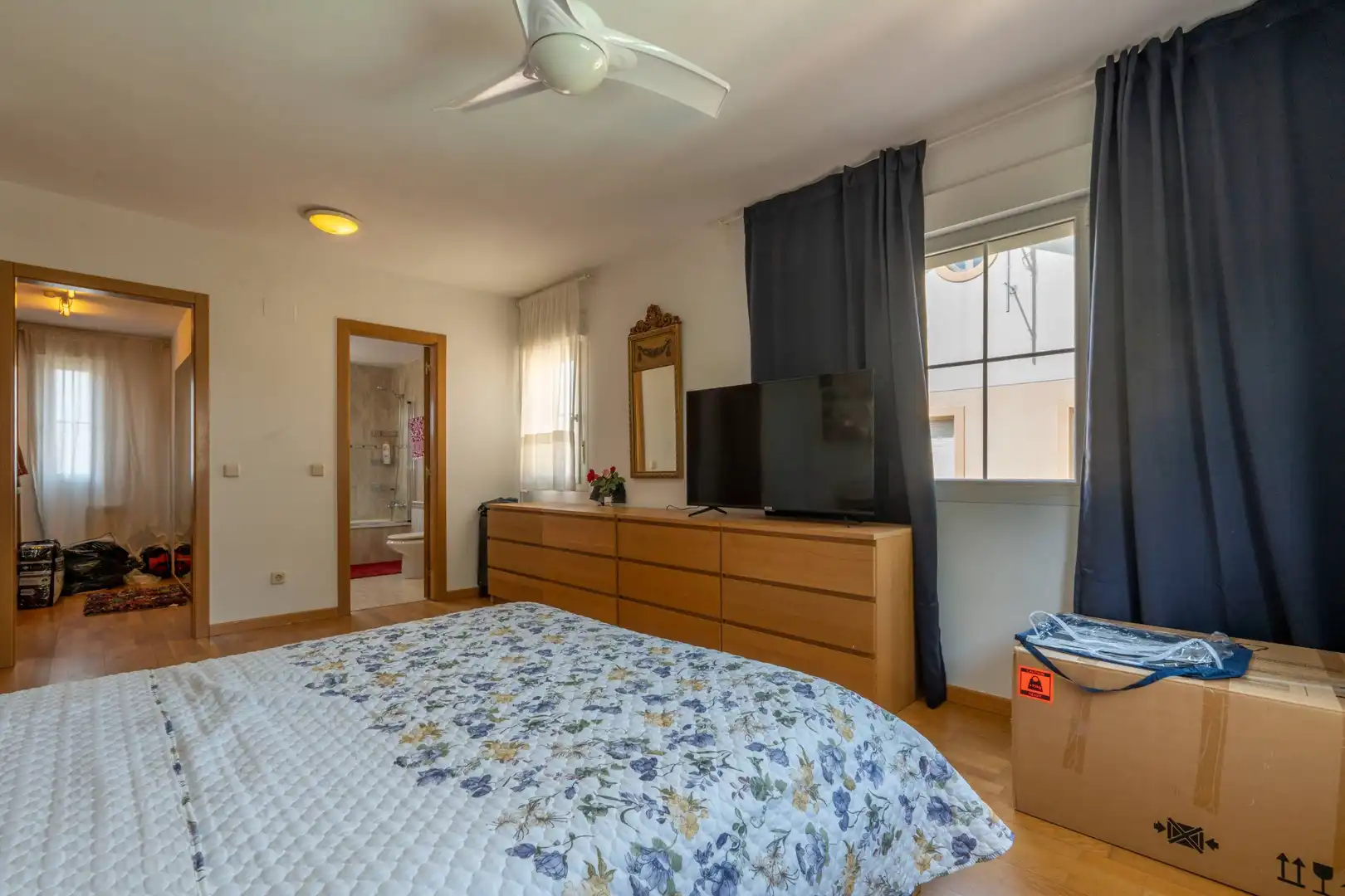 Bedroom of Houses for sale in Algete  with Air Conditioner, Heating and Private garden