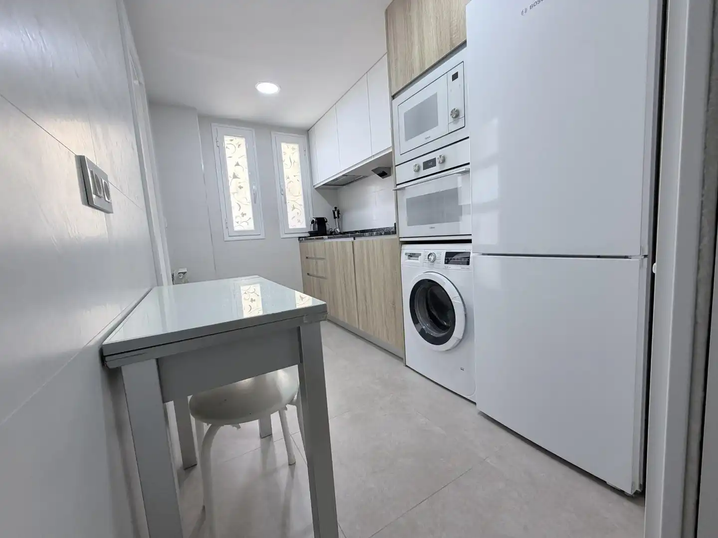 Küche von Wohnung zur Miete in Zaragoza mit Klimaanlage, Heizung und Terrasse