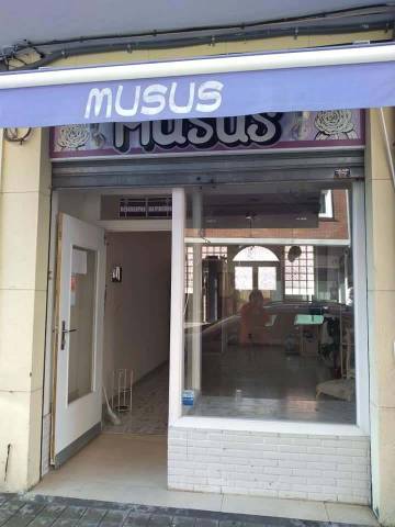 Local comercial en Alquiler en Naparroa en Urduliz