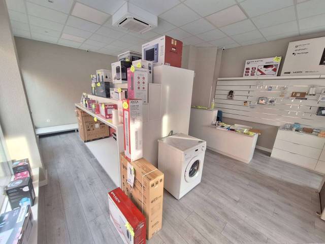 Local comercial en Alquiler en Centro