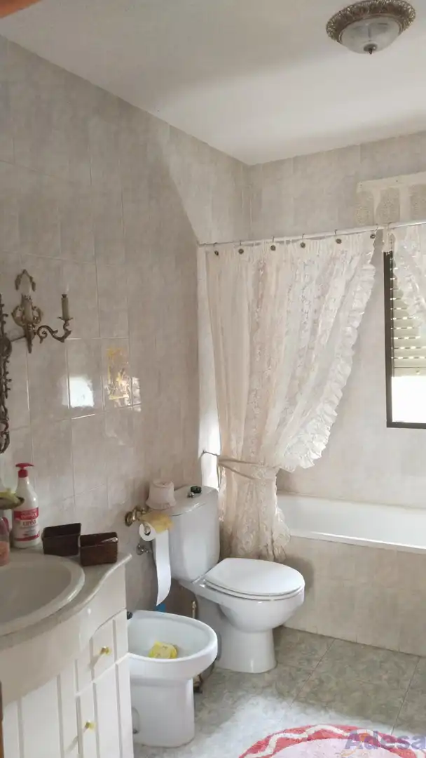 Baño de Casa o chalet en venta en Almorox con Calefacción, Trastero y Piscina